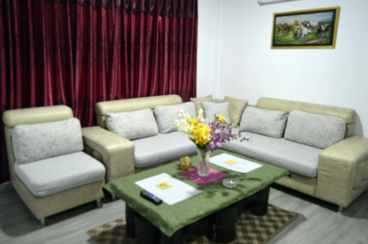 Nana Homes Kathmandu 2*,
